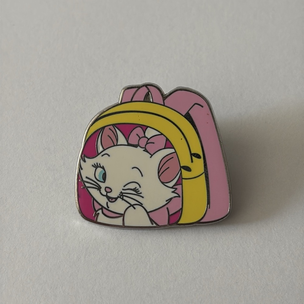 Disney Aristocats MARIE winking backpack Official Disney Trading Pin